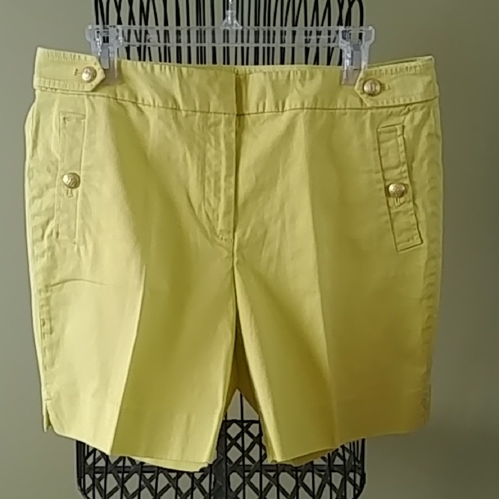 TALBOTS, size L, Yellow Shorts, 98% Cotton, 2% Spandex